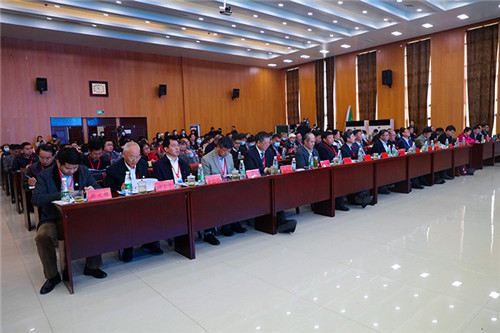 全国农科研究生志愿服务联盟成立大会暨产学融合助力绿色发展和乡村振兴论坛在华亿官方网站_华亿(中国)股份有限公司,举办